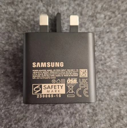 شارژر دیواری 25 وات سامسونگ مدل T2510