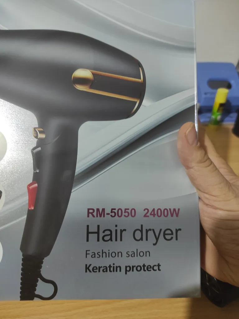 سشوار حرفه ای رومئو مدل RM-5050