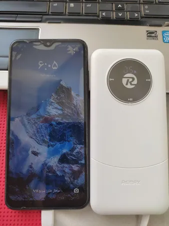 پاوربانک ریمکس مدل RPP-37 ظرفیت 10000 میلی آمپر ساعت