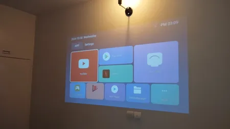 ویدئو پروژکتور یومیو مدل umiio Q2