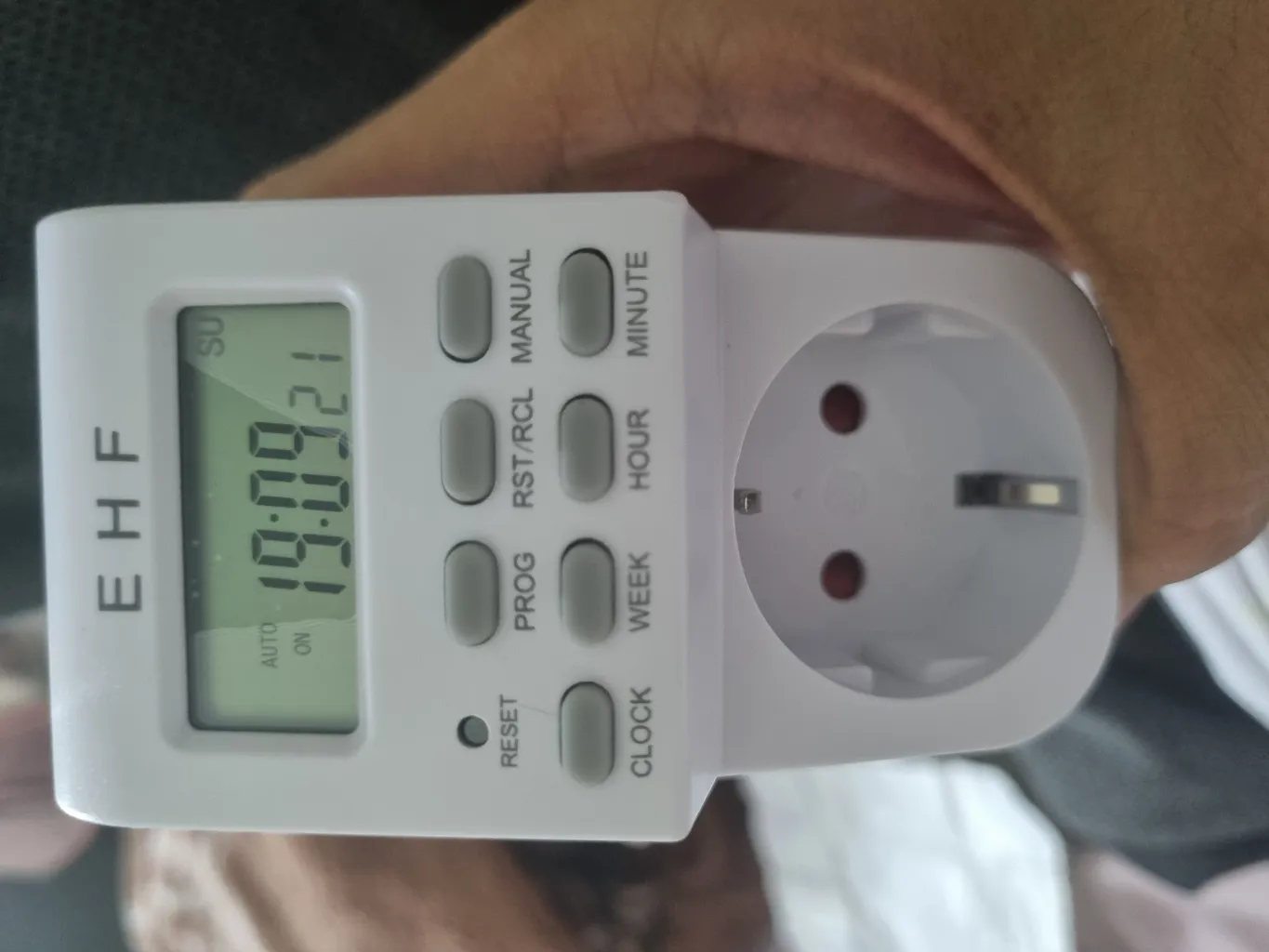 پریز تایمردار مدل HG01E WEEKLY