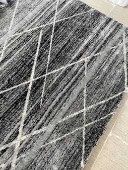 فرش ماشینی ساوین کد 4083 زمینه مشکی