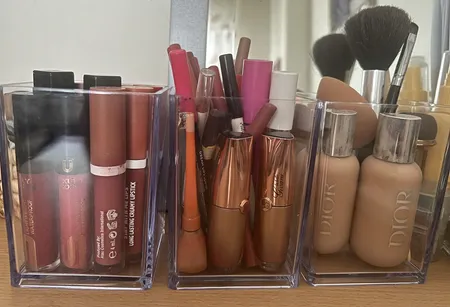 استند لوازم آرایشی هیواد مدل D3 بسته سه عددی