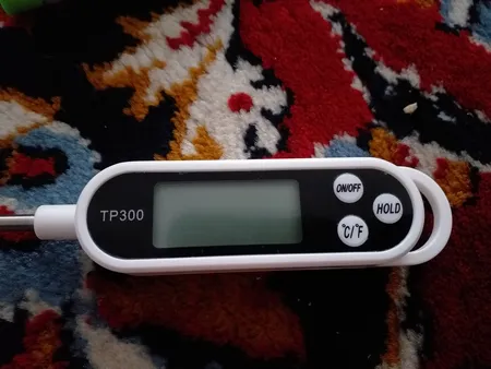 دماسنج دیجیتال مدل KT-300