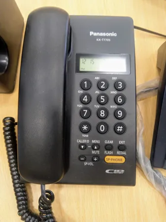 تلفن باسیم پاناسونیک مدل KX-TT7705X