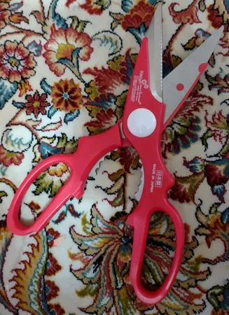 قیچی آشپزخانه چندمنظوره مدل CORAL-Sci