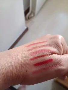 تجریه خرید رژ لب مدادی ژینو مدل JIS1 مجموعه 6 عددی