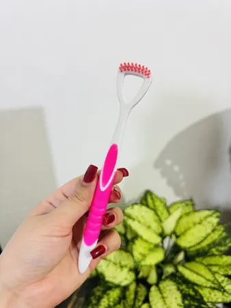 مسواک زبان دنترال مدل T008 با برس متوسط