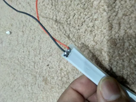 ریسه نئون فلکسی مدل 12 ولت طول 5 متر