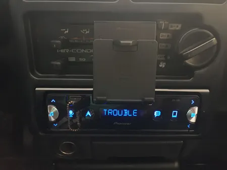 پخش کننده خودرو پایونیر مدل SPH-C10BT