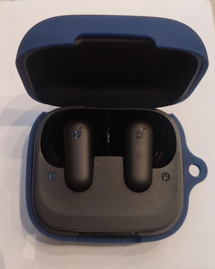 کاور آلتیمیت شیلد مدل Silicon-UL مناسب برای کیس هدفون بی سیم انکر Soundcore R50i NC