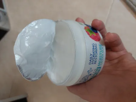 کرم مرطوب‌کننده کامان مدل normal حجم 250 میلی‌لیتر