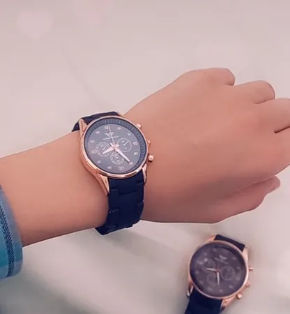 ست ساعت مچی عقربه ای زنانه و مردانه مدل Emp-Blk