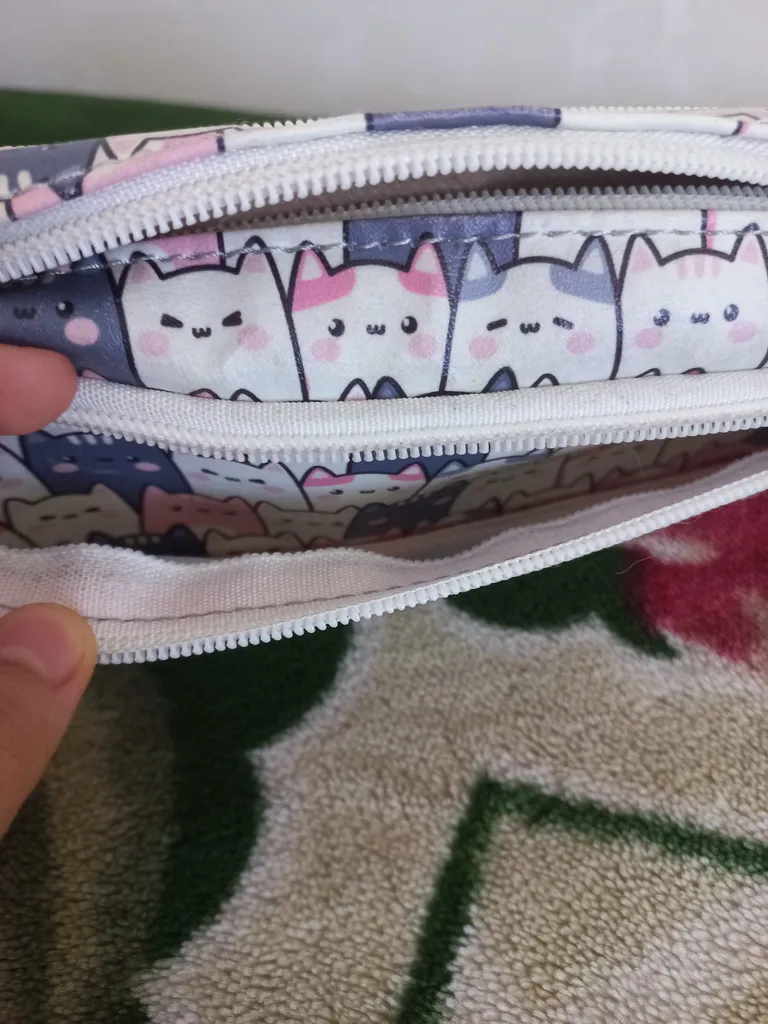 جامدادی مستر راد مدل سه زیپ طرح گربه فانتزی کد fiory 2515