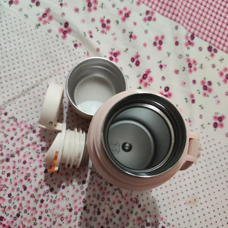 فلاسک مدل لیوان دار گنجایش 0.35 لیتر