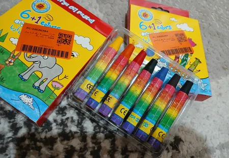 مداد شمعی 6 رنگ آریا مدل 2024