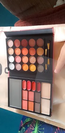 پالت آرایش صورت آنی لیدی مدل یونیکورن