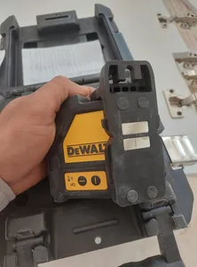 تجریه خرید تراز لیزری دیوالت مدل DW088K-XJ