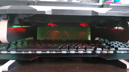 پایه نگهدارنده لپ تاپ دیپون مدل Dipon - A112(Steel)