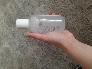 تجریه خرید محلول پاک کننده آرایش صورت نیوساد مدل میسلار واتر حجم 250 میلی لیتر