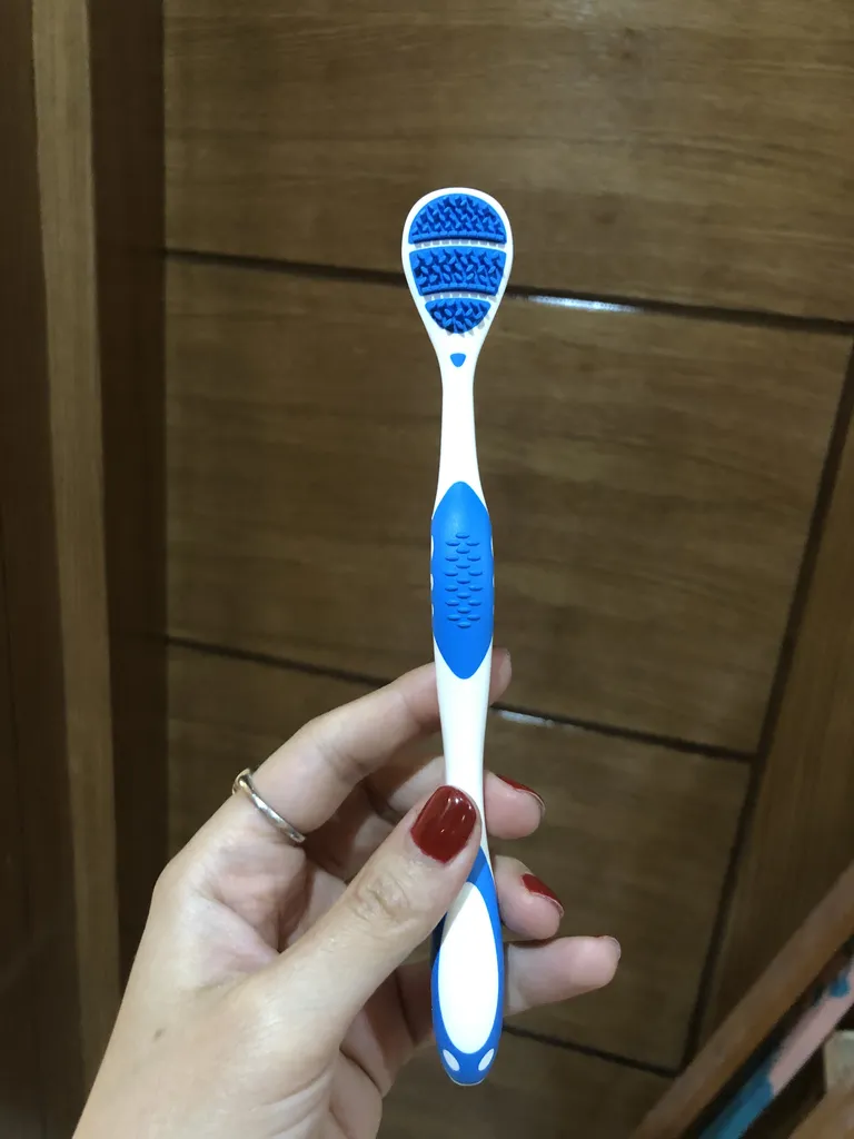 مسواک زبان شور تریزا مدل پروفشنال کر با برس نرم