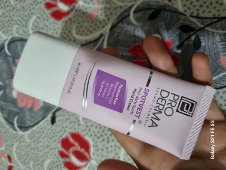 کرم روشن کننده و ضد لک دست پرودرما مدل Spotvest حجم 40 میلی لیتر