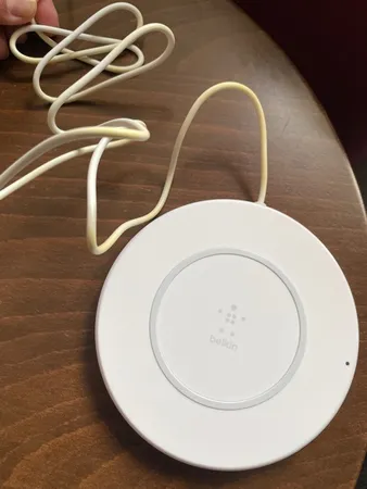 شارژر بی سیم بلکین مدل Boost Up