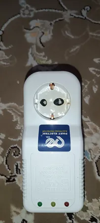 محافظ نوسان برق پارت الکتریک مدل PE689