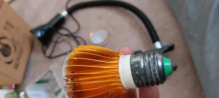 لامپ ال ای دی رشد گیاه 7 وات مدل LM2707GB پایه E27