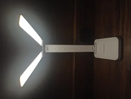 چراغ مطالعه مدل HG-699A