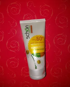 تجریه خرید کرم ضدآفتاب رنگی فاقد چربی شون با رنگ طبیعی + SPF50