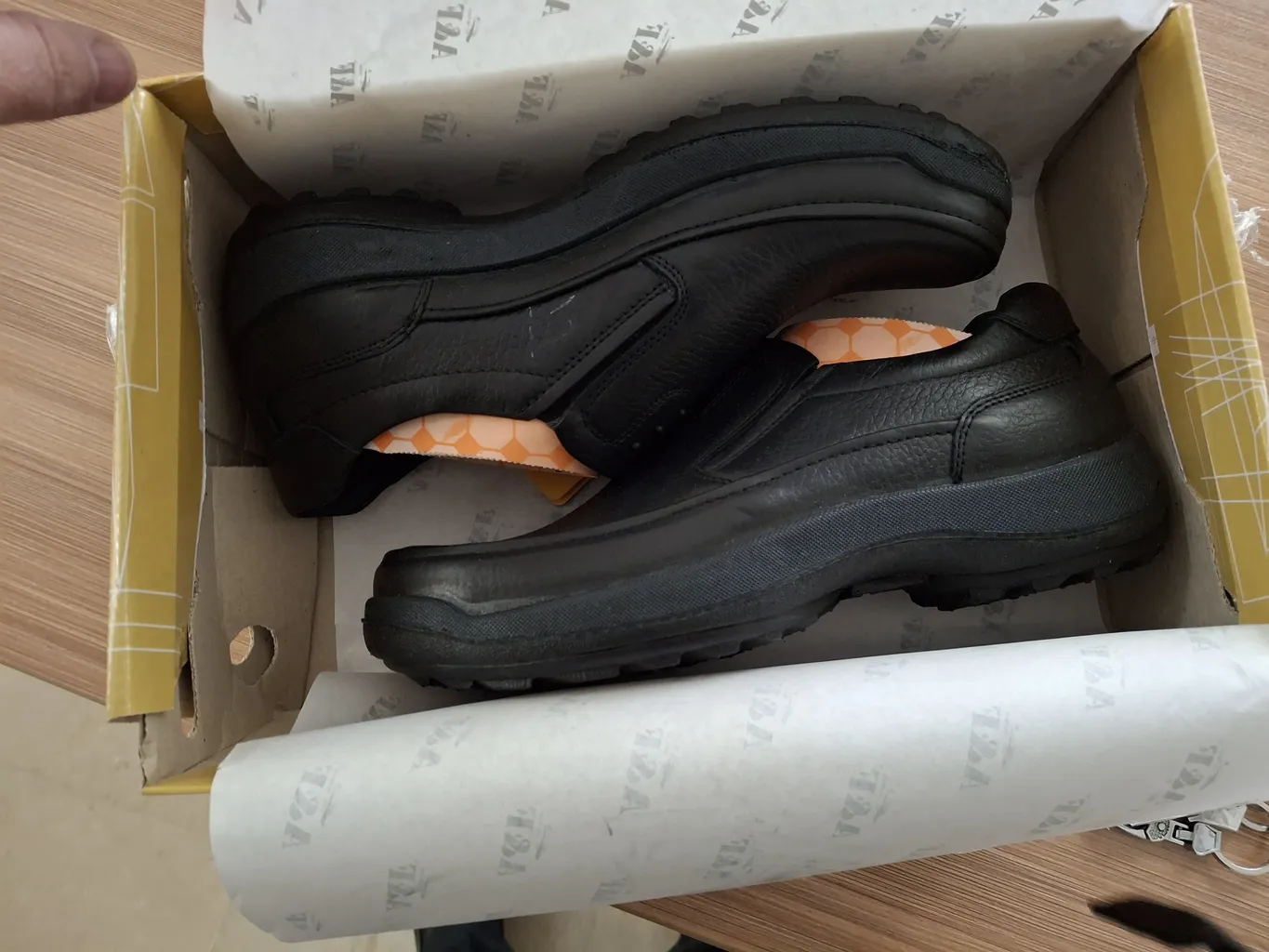 کفش طبی مردانه کفش فرزین مدل تمام چرم f5