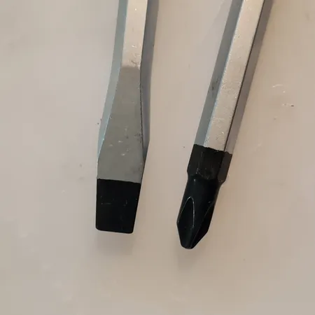 پیچ گوشتی ضربه خور دوسو و چهار سوی دینگشی مدل ART-2574  بسته 2 عددی