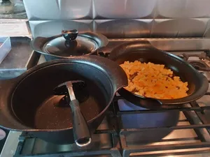 تجریه خرید سرویس پخت و پز 10 پارچه دلفینو مدل دوروگرانیت