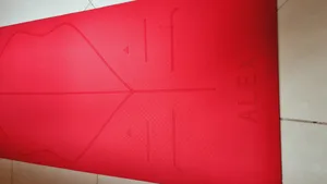 تجریه خرید زیر انداز یوگا الکس مدل 1124 ضخامت 6 میلی متر