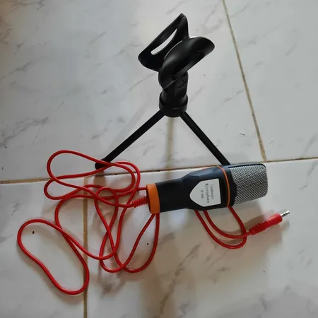 میکروفون ینمای مدل SF-666