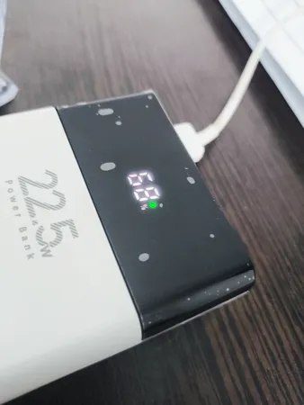 پاوربانک ریمکس مدل RPP-672 ظرفیت 20000 میلی آمپر ساعت