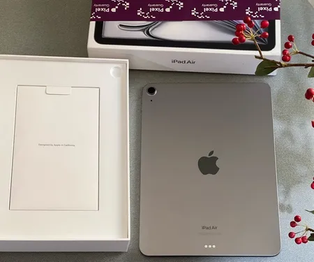 تبلت 11 اینچی اپل مدل iPad Air 2024 M2 Wi-Fi ظرفیت 128 گیگابایت و رم 8 گیگابایت