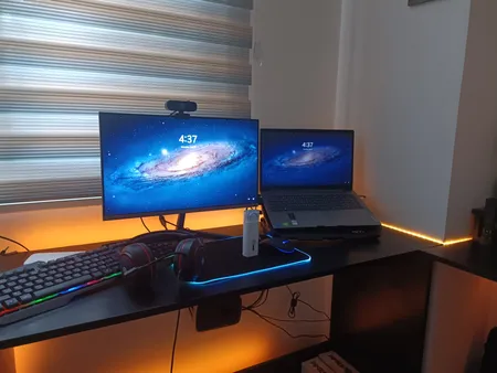 مانیتور جی پلاس مدل GDM-226LN سایز 22 اینچ، رزولوشن Full HD، پنل IPS، نرخ بروزرسانی تصویر 75 هرتز، یک پورت HDMI و یک پورت VGA