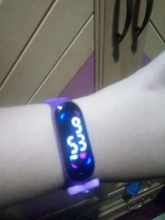 ساعت مچی دیجیتال بچه‌گانه طرح پونی