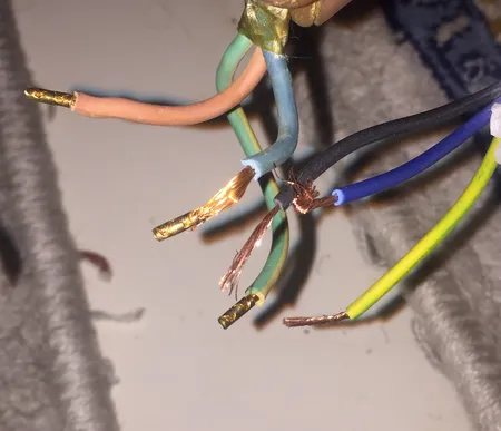 سیم اتو مدل سه رشته کد 5206