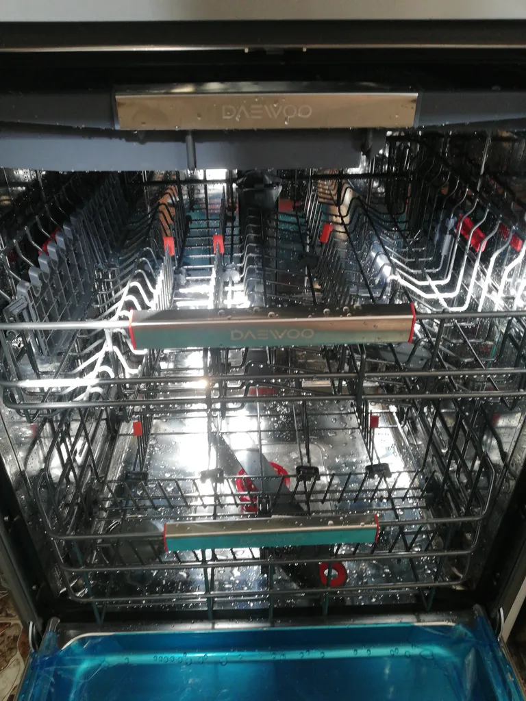 ماشین ظرفشویی 14 نفره دوو مدل DW-200S