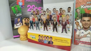 تجریه خرید سکوی قهرمانی کیمدی مدل سکوی قهرمانی تیم محبوب من استند 26 فیگوری