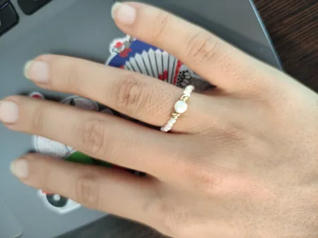 انگشتر طلا 18 عیار زنانه ناریا مدل مروارید پرورشی مون سایز 56