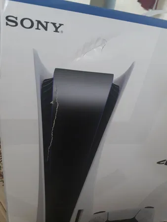 کنسول بازی سونی مدل PlayStation 5 ظرفیت 825 گیگابایت ریجن 1200 آسیا به همراه دسته اضافی و پایه شارژر و هدست