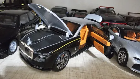 ماشین بازی مدل رولز رویس طرح SRECTPE سقف کهکشانی کد CZ175A