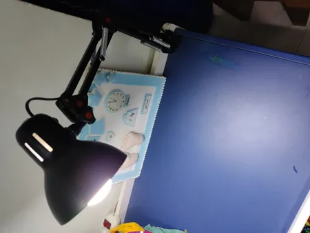 چراغ مطالعه بوستانچی مدل EN-111 همراه با لامپ  ال ای دی 7 وات E27