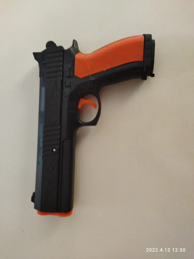 تفنگ بازی مدل کلت