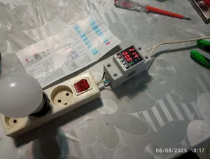 تجریه خرید محافظ کنترل ولتاژ و آمپر برق ورودی جی بی اچ مدل 63A تکفاز