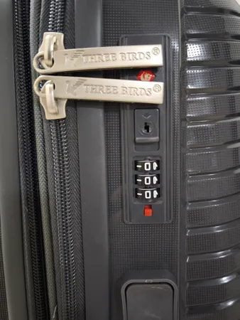 چمدان تری برد مدل EC سایز متوسط ارتفاع 65 سانتی متر